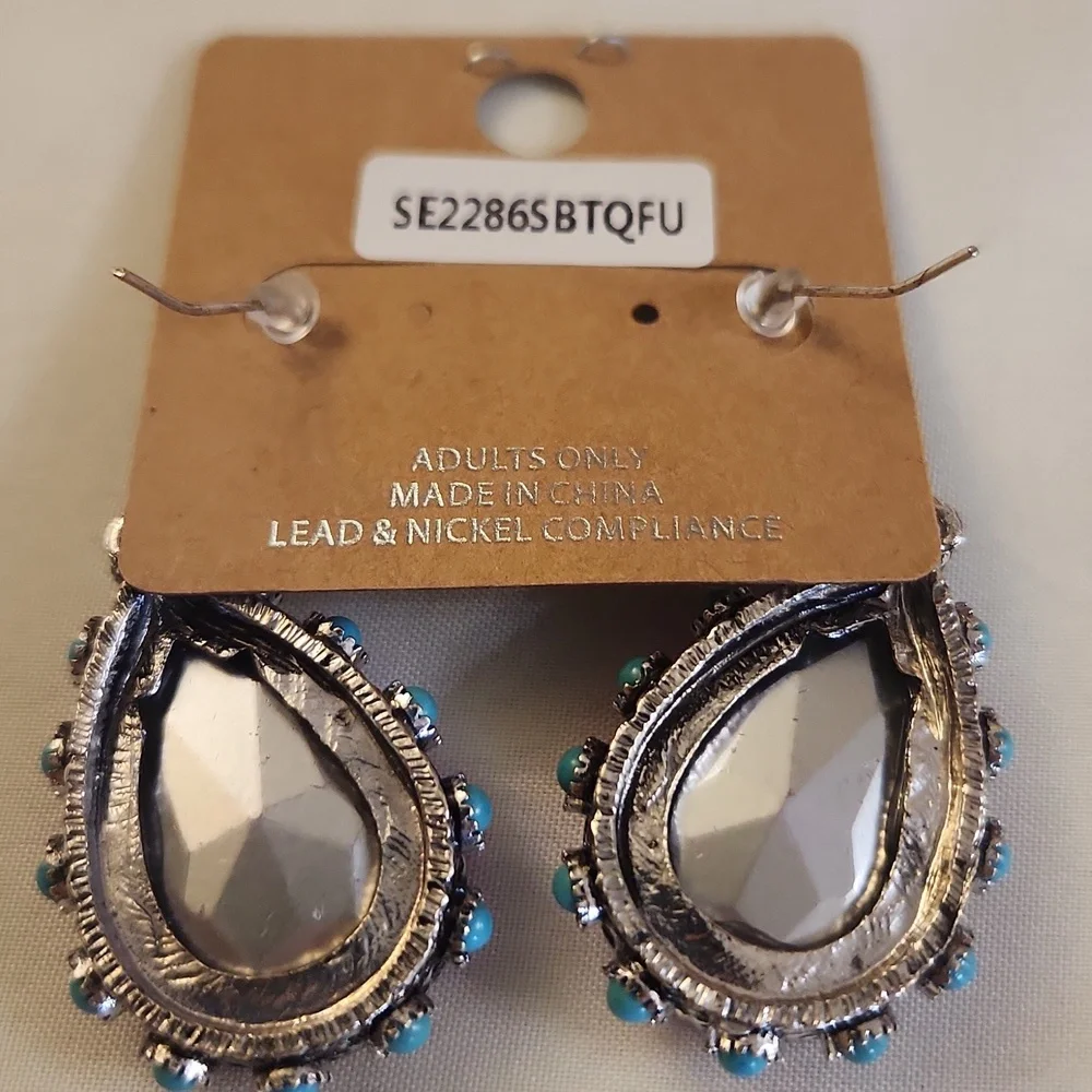Atipico Fuchsia and Turquoise Teardrop Earrings - Picture 2 of 2